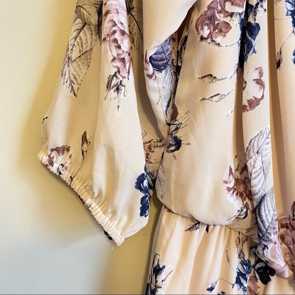 Papaya Floral Off the Shoulder Romper M - Picture 4 of 6